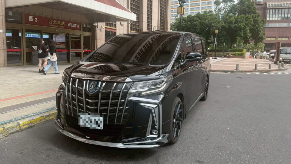 萬馬騰租車花絮集錦-台北車站阿法租車體驗|萬馬騰租車取還車服務超省時的圖片 萬馬騰租車花絮集錦-台北車站阿法租車體驗|萬馬騰租車取還車服務超省時的圖片